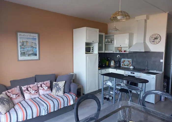 Le Cosy Appartement A Cassis Avec Vue Exceptionnelle Sur Mer